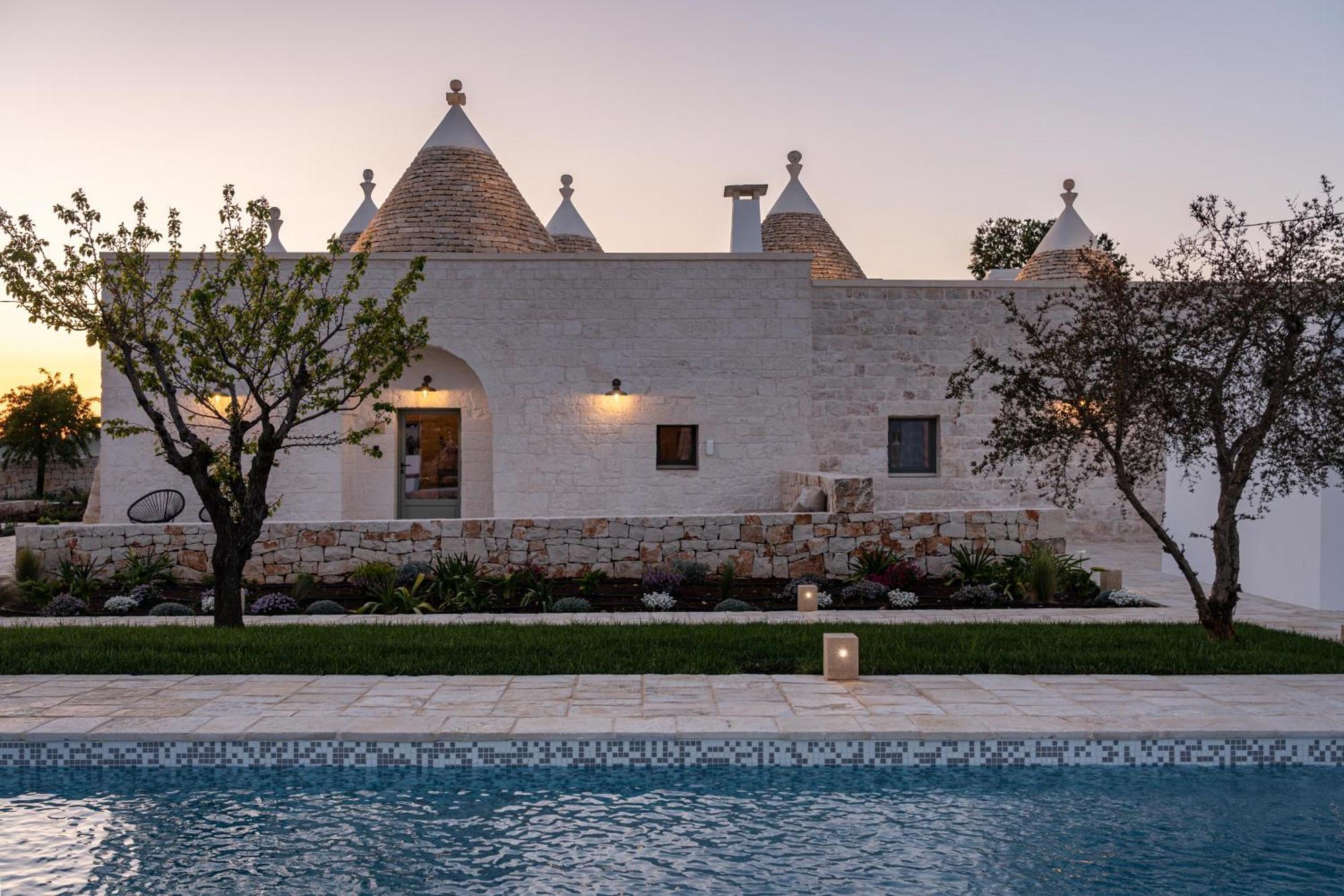Trullo Jale - Boutique Apartments Ostuni Exterior photo