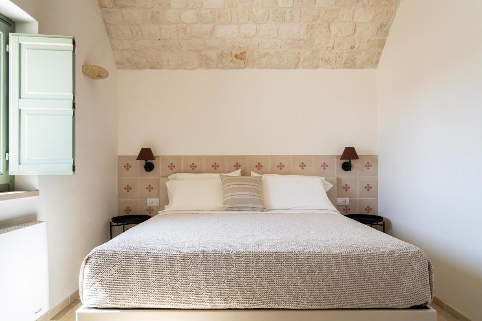 Trullo Jale - Boutique Apartments Ostuni Exterior photo