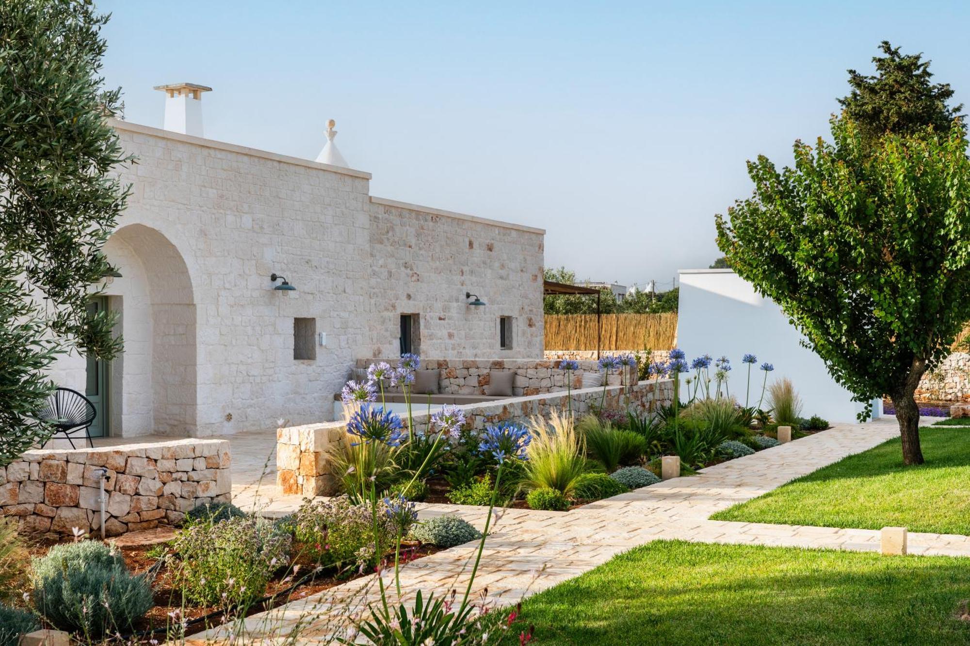 Trullo Jale - Boutique Apartments Ostuni Exterior photo